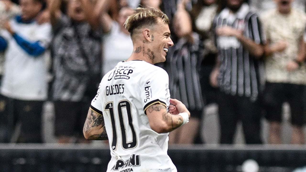 Róger Guedes elogiou vitória corinthiana com dois gols e falou sobre a artilharia do Paulistão