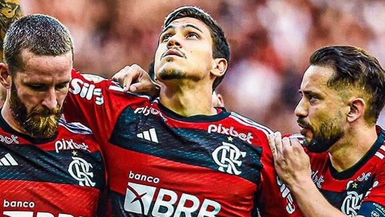 Pedro iguala recorde de Romário no Flamengo