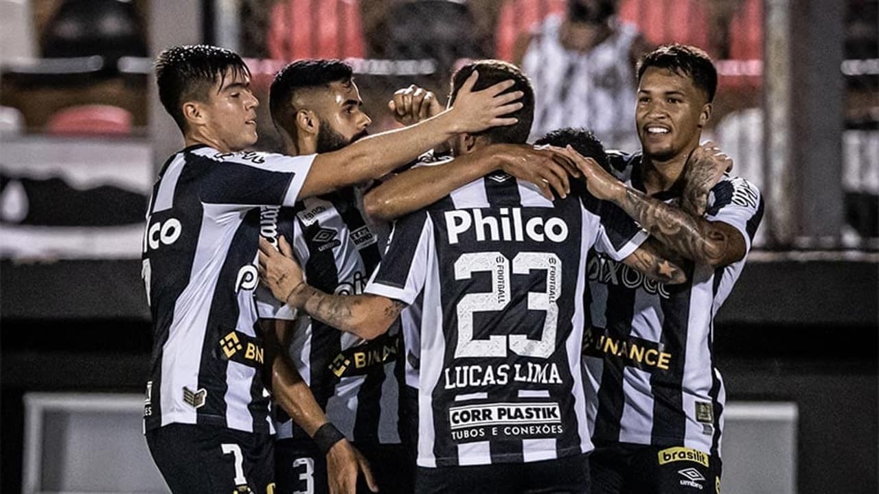 O Santos começou bem, vencendo o Botafogo-SP fora de casa e levando vantagem para a segunda fase da Copa do Brasil.