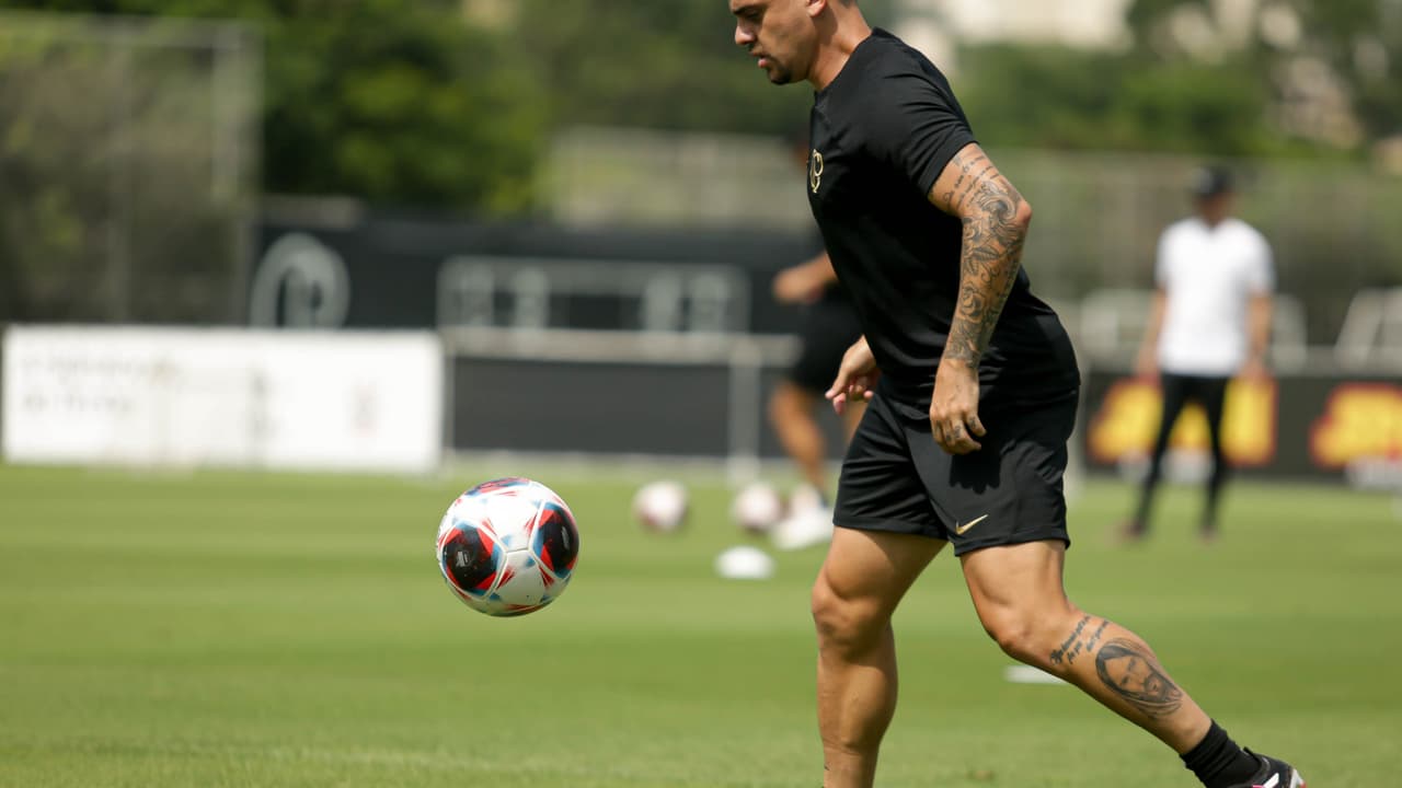 Com o lateral, o Corinthians fará um trabalho especial visando o Santo André.