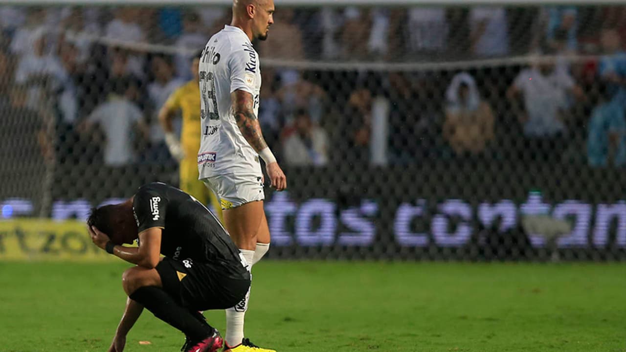 Lázaro sai em defesa de Giovane e fala sobre fim do jejum de Yuri Alberto pelo Corinthians