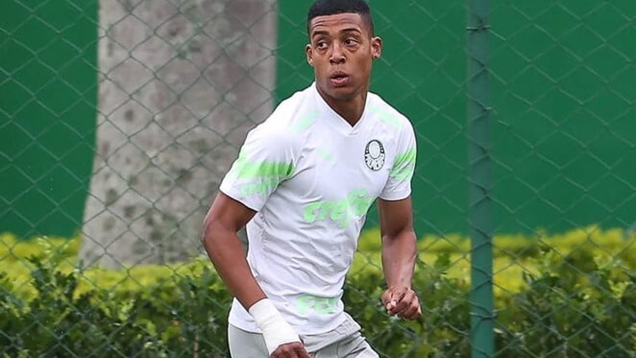 Vanderlan diz que está pronto para ser titular do Palmeiras e planeja duelar com o Bahia