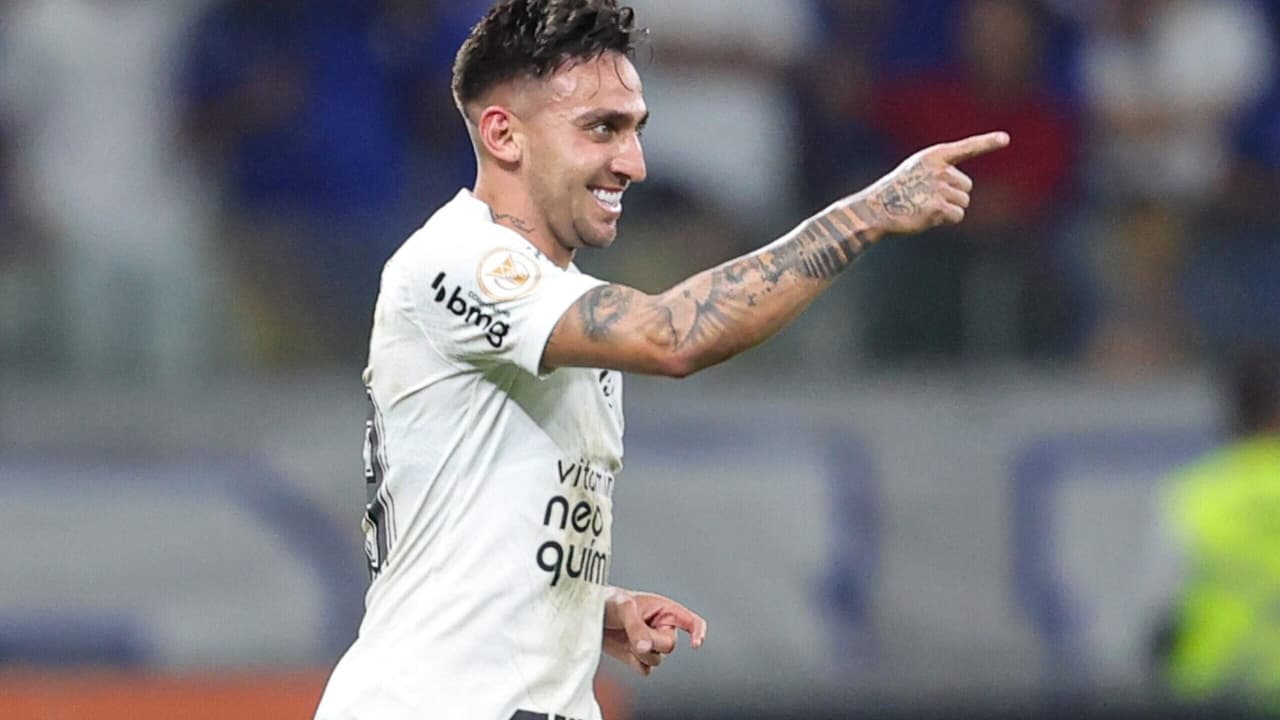 DESEMPENHO: Mosquito marca no final e garante empate do Corinthians no Brasileirão