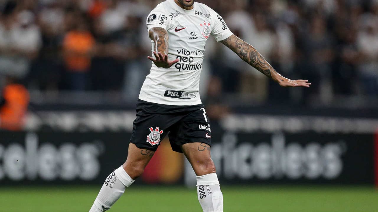 Corinthians chega a acordo com Shakhtar e acerta novo empréstimo de Maycon.