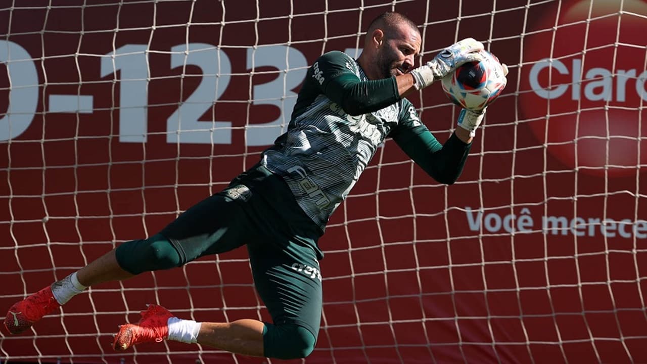 Palmeiras esteve envolvido na campanha do Derby, mas Weverton elogia seu papel no clube: ‘Mostra onde estamos’