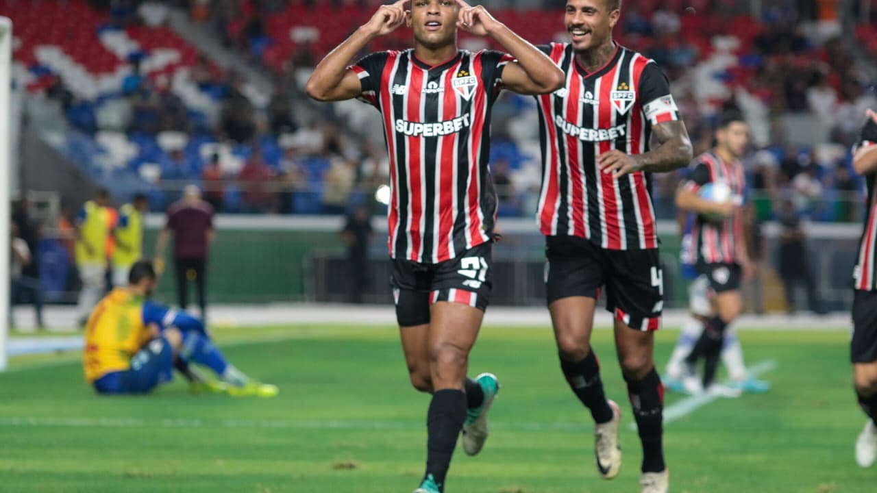 Juan se redime e lidera a reviravolta do São Paulo contra o Águia de Marabá na Copa do Brasil