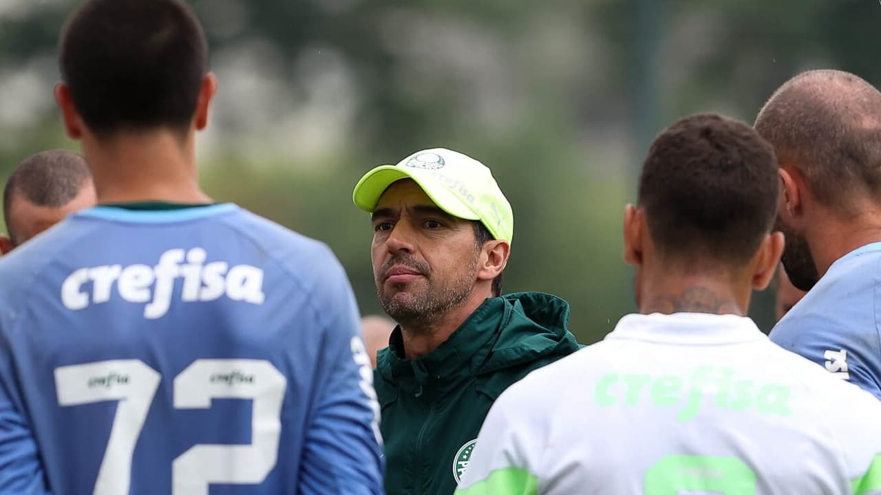 Se remarcado para 2023, Abel deve usar time reserva no pré-Supercopa do Palmeiras