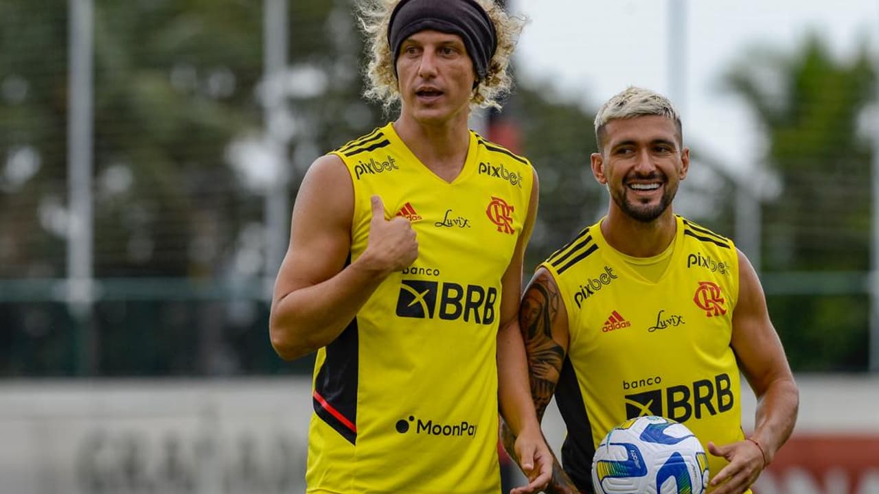 David Luiz marcou seu primeiro gol com a camisa do Flamengo após 76 jogos.