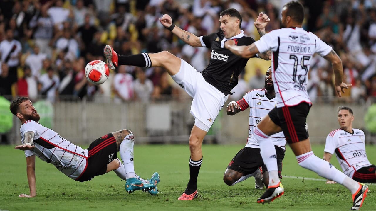 Tradução!   Conheça a situação clássica entre Vasco x Flamengo pelo Brasileirão