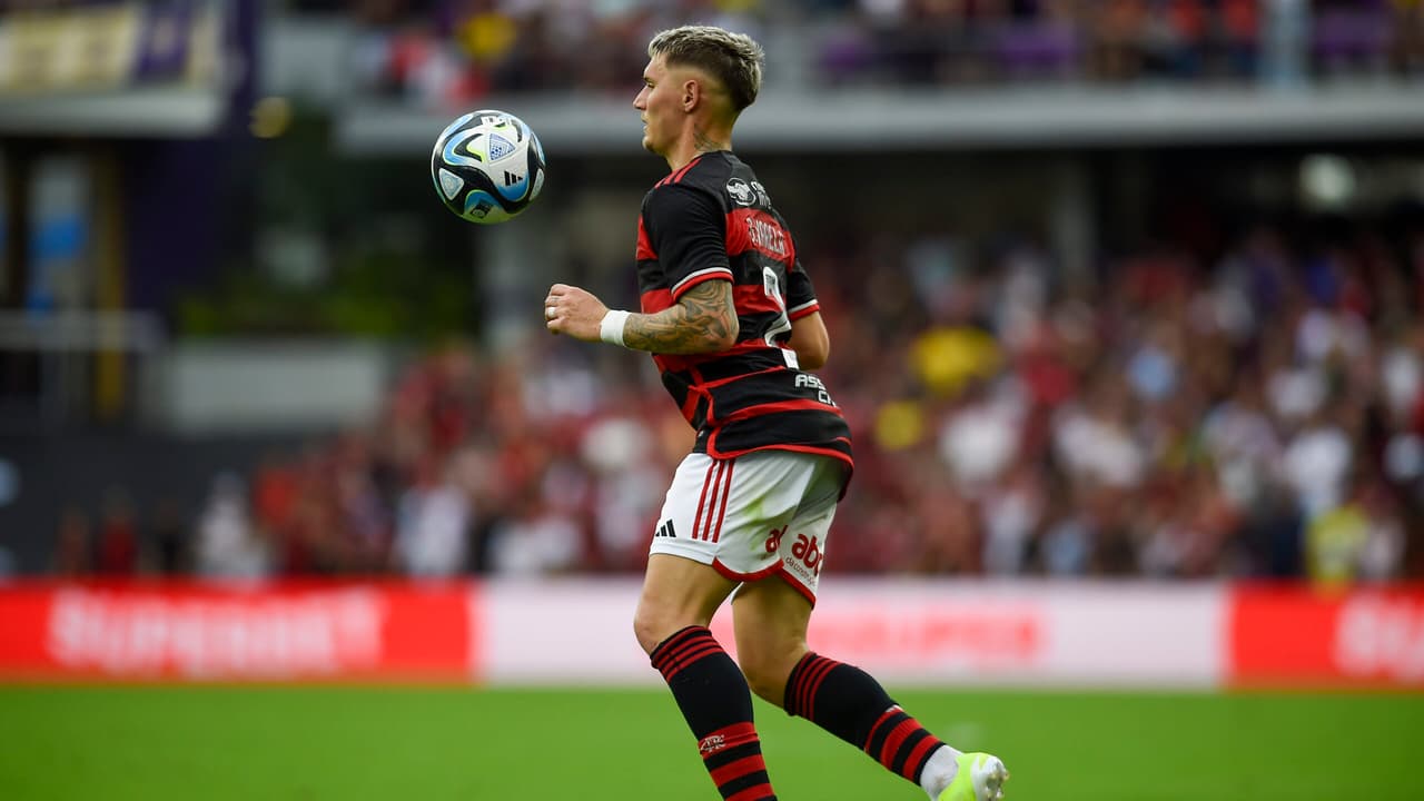 Saiba se Flamengo contratará lateral-direito após saída de Matheuzinho