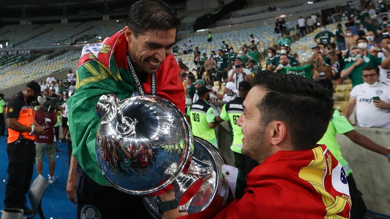 Abel Pereira, o maior jogador português da história do futebol brasileiro, enfrentará pela primeira vez o Russa.