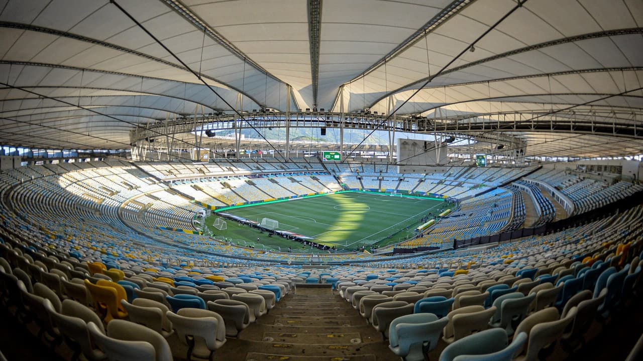 Gramado do Maracanã causa problemas às vésperas de Vasco x Flamengo