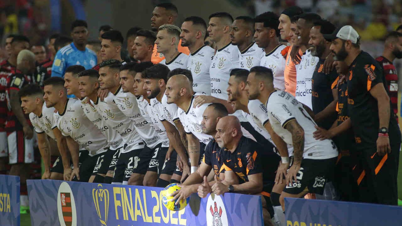 Em busca do quarto lugar na Copa do Brasil, o Corinthians quer superar a frustração e almejar uma sequência inédita como visitante.