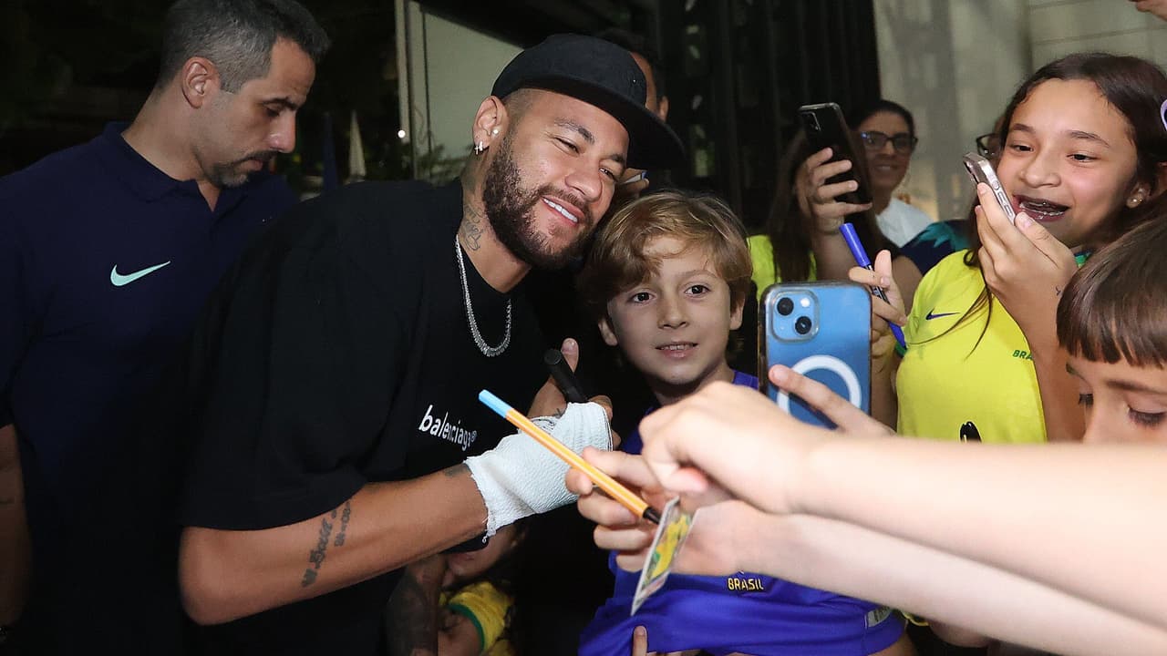 Neymar trabalha e seleção brasileira está quase pronta para Dados da FIFA