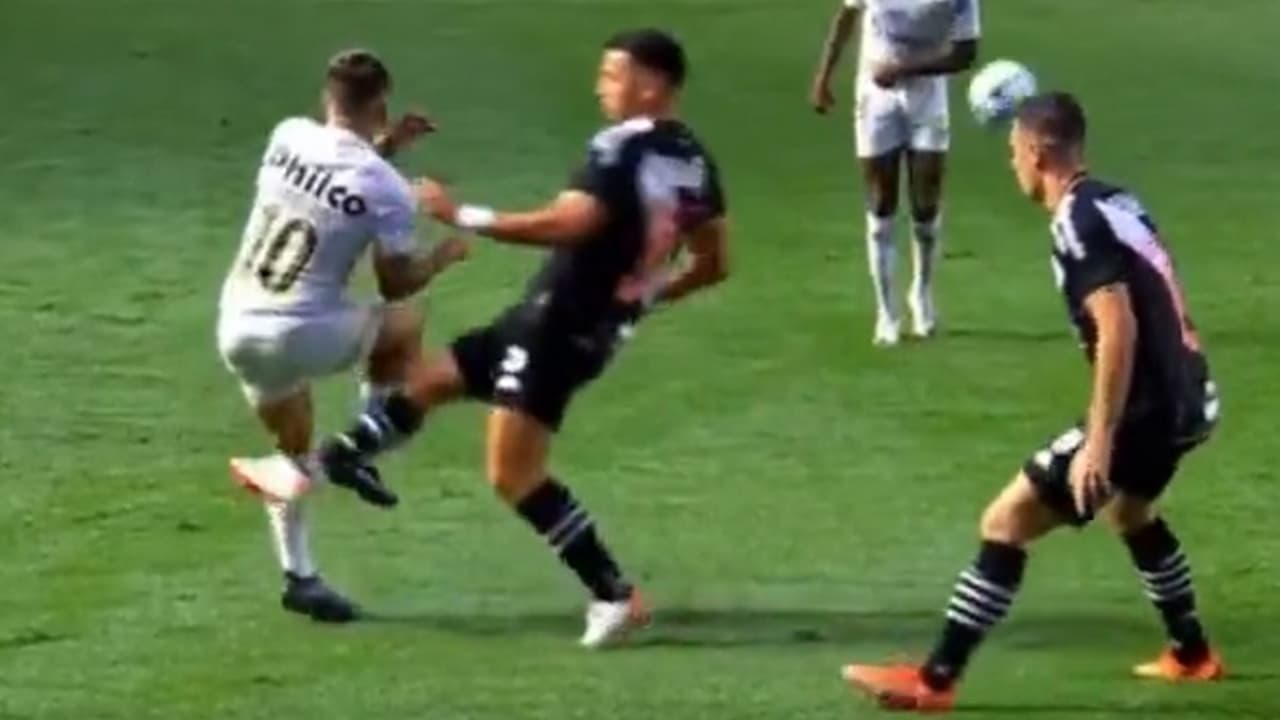 Santos 4 x 1 Vasco Resumo: As cartas de Soteldo não são para pular a bola.   entender