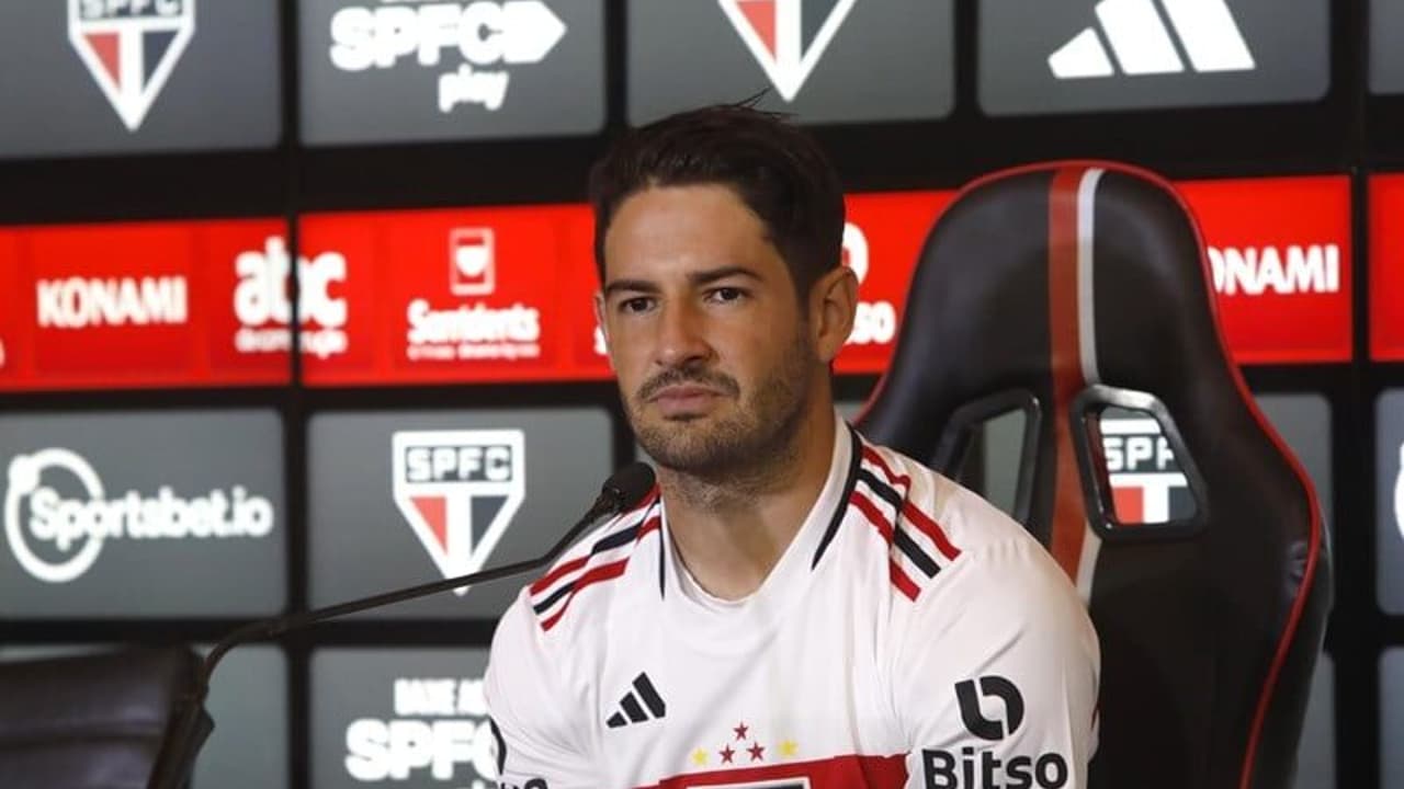 Pato pode jogar em “qualquer posição” após retornar ao São Paulo