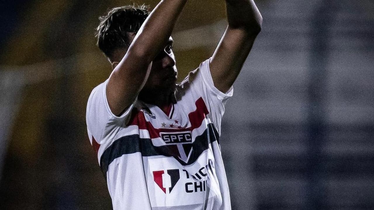 ‘Xodó’ é ex-técnico do Sub-20 e vinculado por Ceni à Sul-Americana, Cria de Cotia renova com o São Paulo