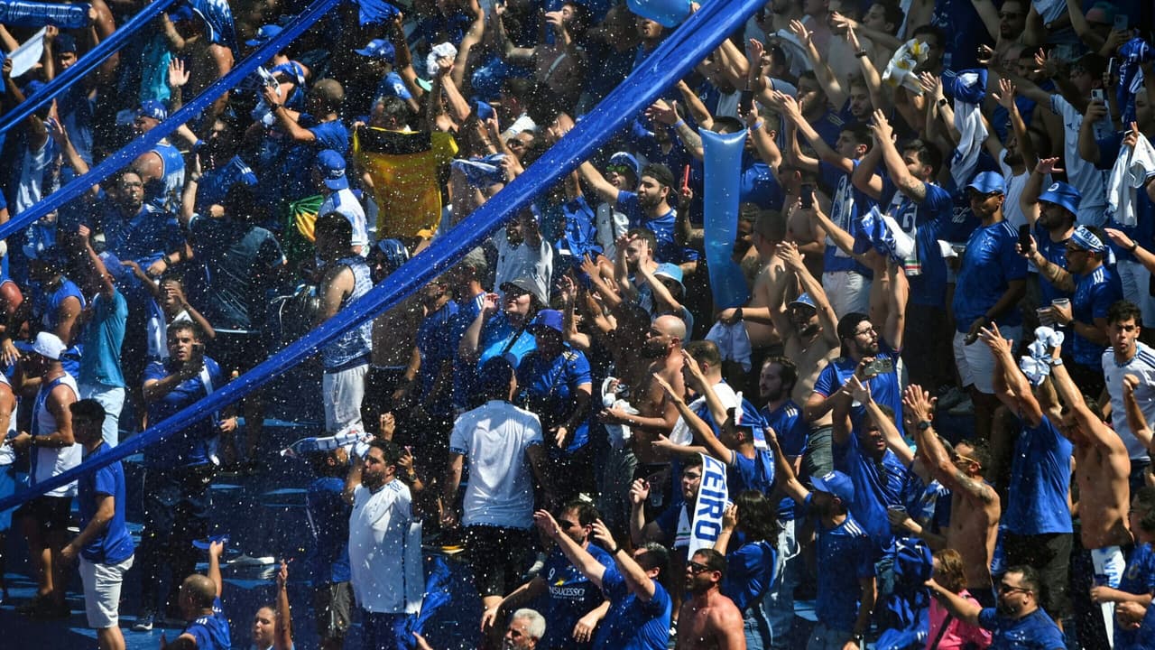 Torcida do Cruzeiro enfrenta desafio para chegar à final sul-americana