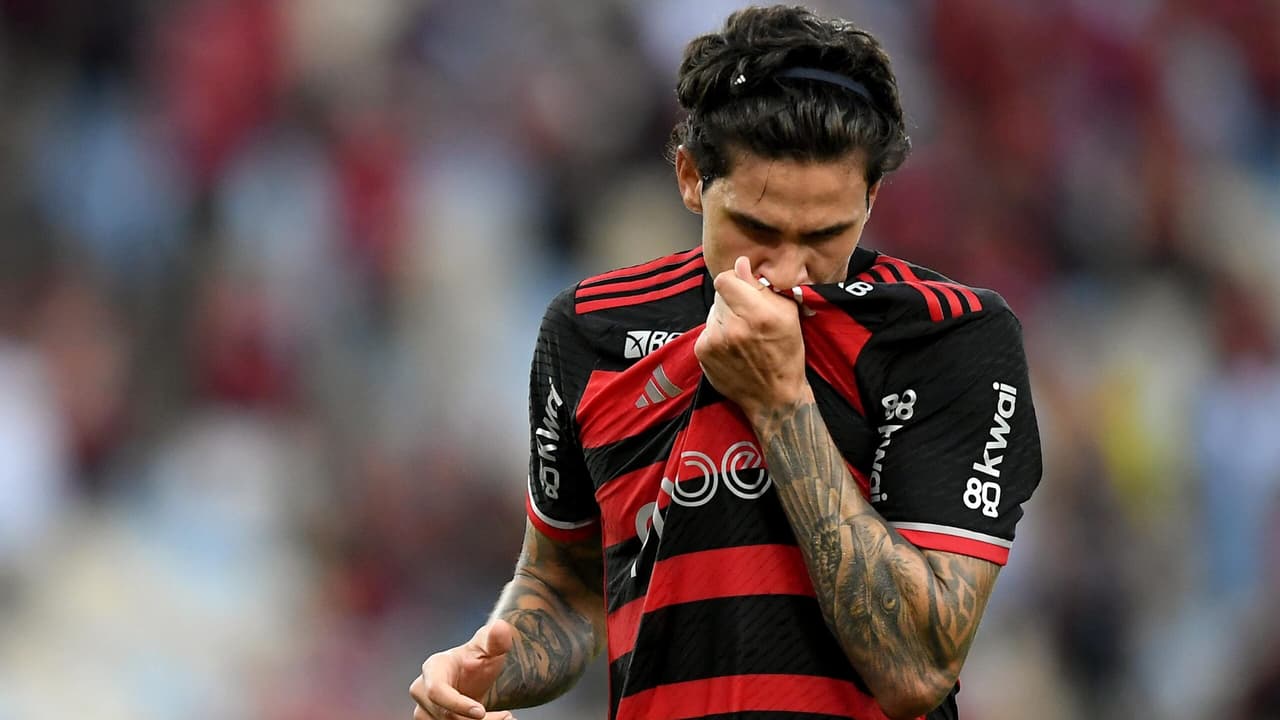 Pedro marca, e Flamengo atinge a marca de 13 mil gols