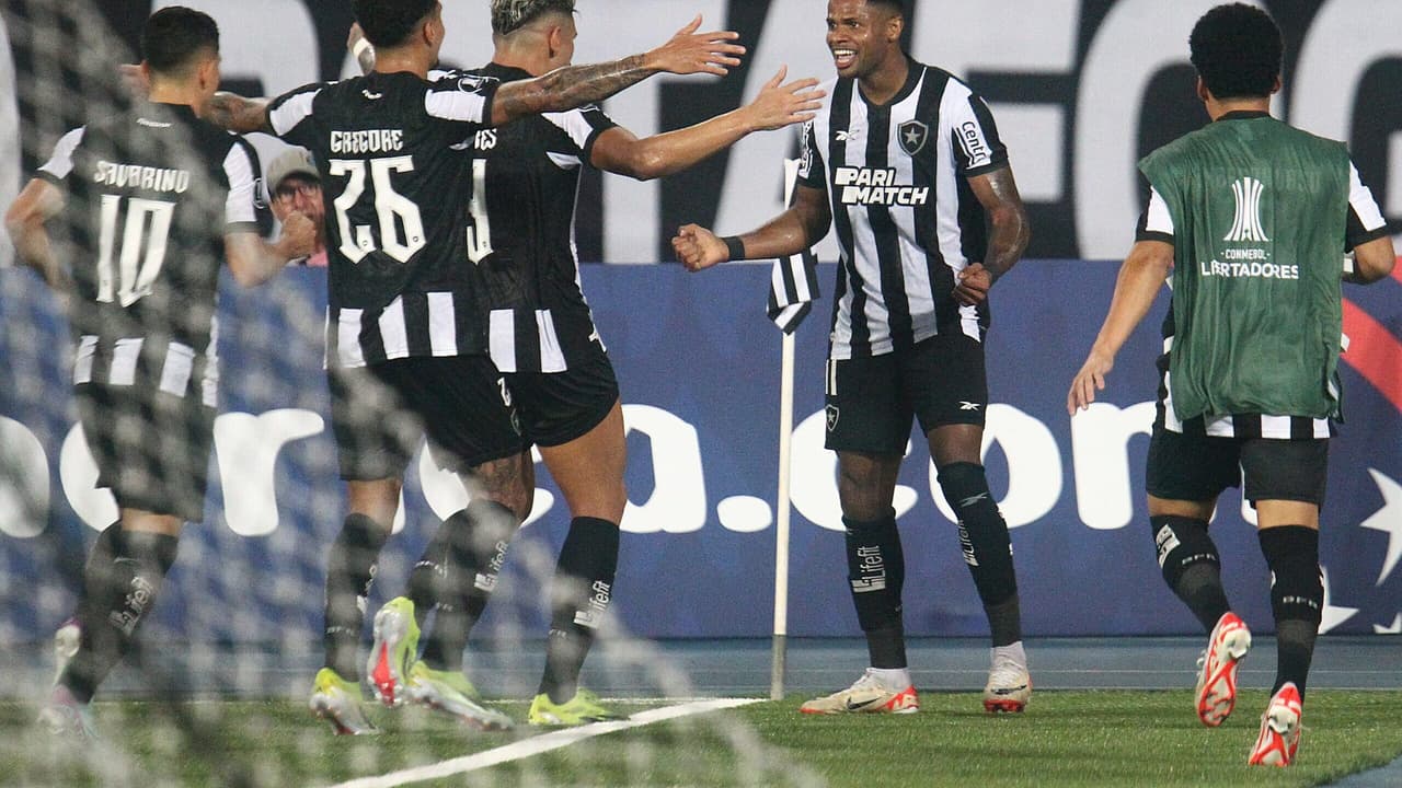 VÍDEO: Os melhores gols e momentos desde que o Botafogo venceu o Bragantino na Libertadores