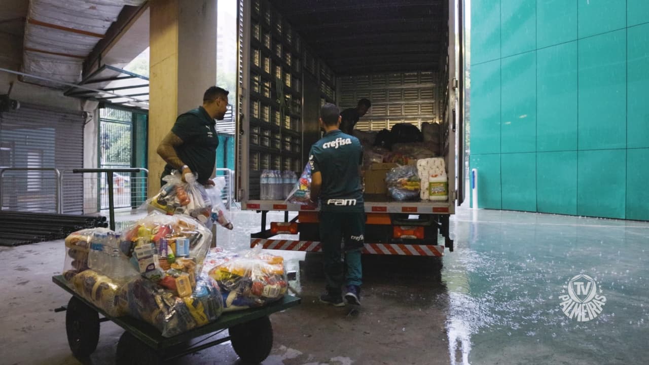 Palmeiras SP arrecada mais de oito toneladas de doações para vítimas das enchentes no litoral norte