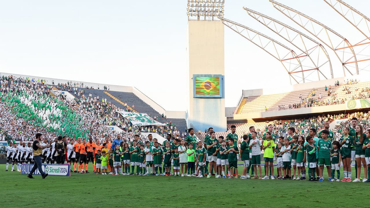 Na ausência do Allianz Parque, Palmeiras se prepara para voltar à Arena Barueri