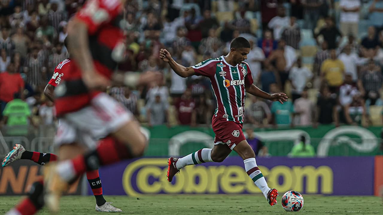 David Braz interrogou o árbitro e concluiu que o Fluminense faria todo o possível para reverter a tragédia no Carioca.