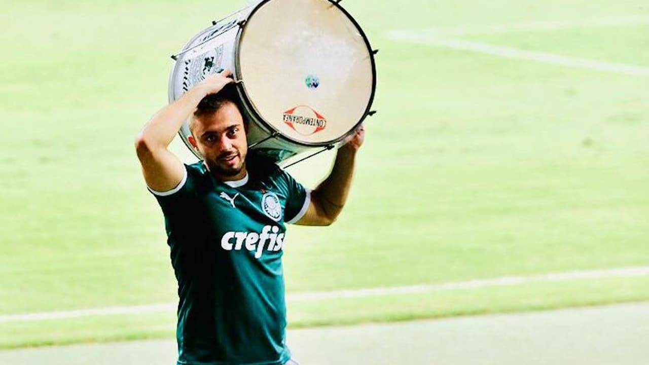 Quem é esse conselheiro do Palmeiras que rompeu com Leila Pereira e viralizou na internet