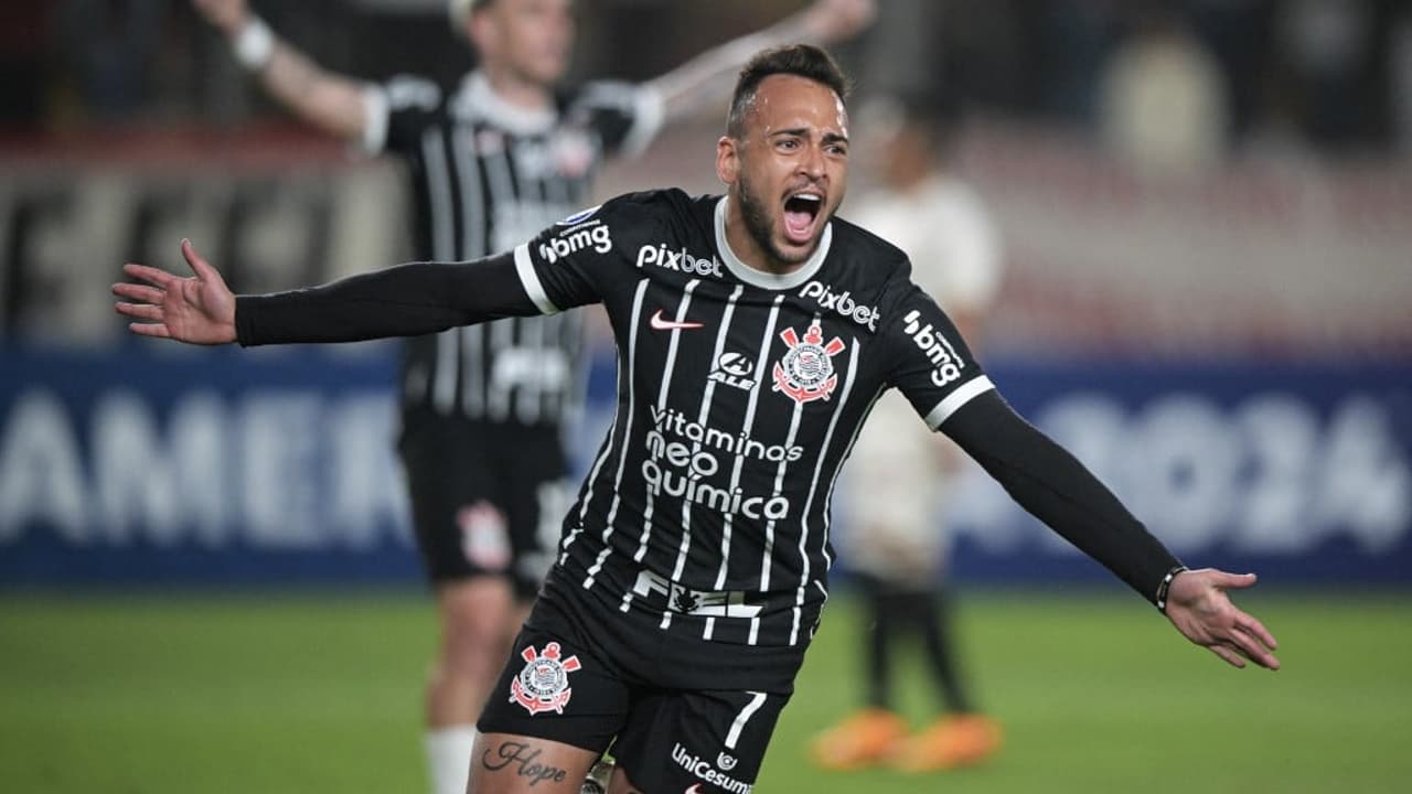 Com craque e luta no final, Corinthians vai “passar de ano” contra o Universitário e ir às oitavas de final do Sul-Americano;   veja o resultado