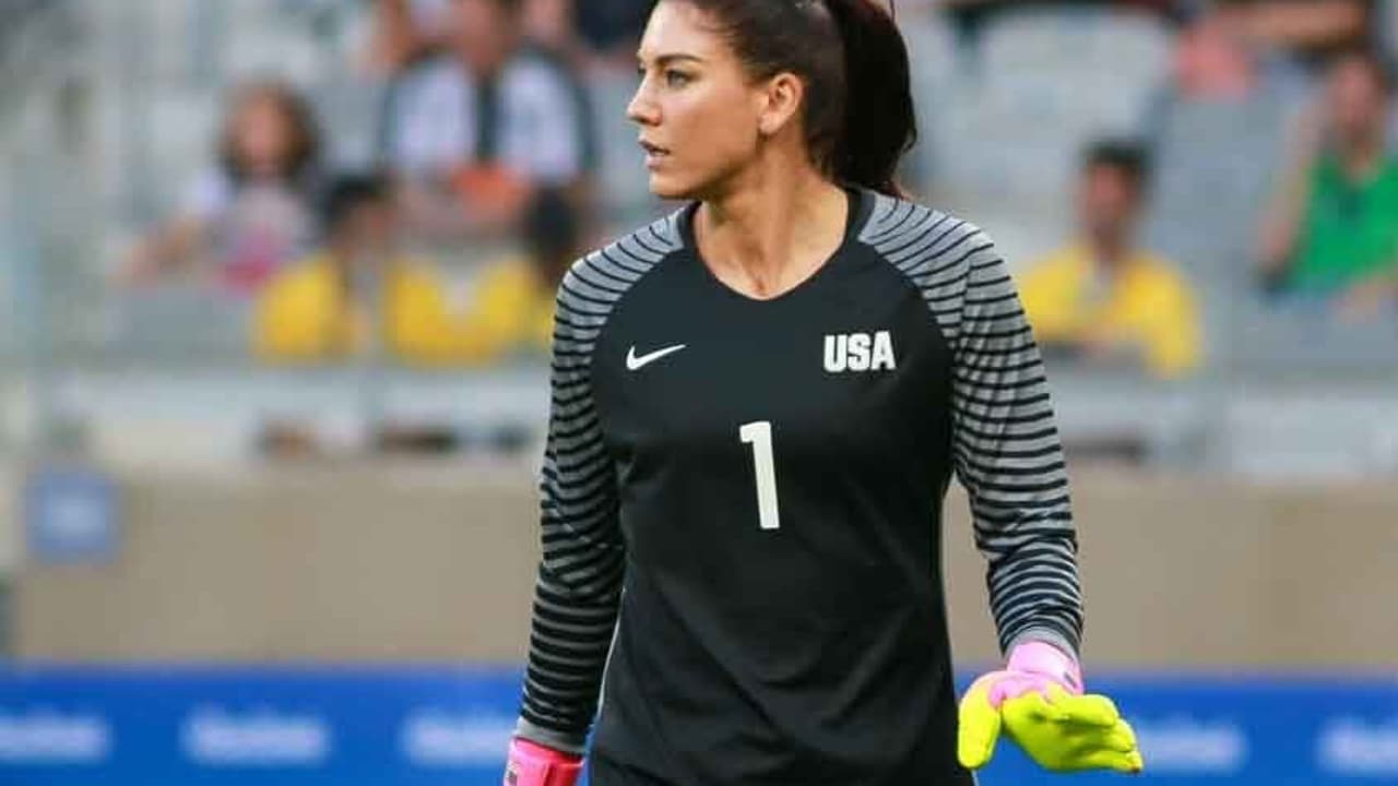 O que aconteceu com a ex-goleira da seleção dos Estados Unidos, Hope Solo?