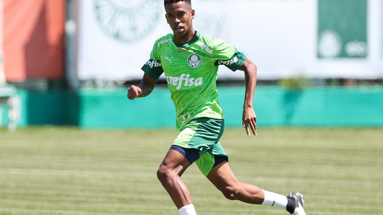 Estevão aguarda primeira decisão do Palmeiras: ‘Vamos com tudo!’