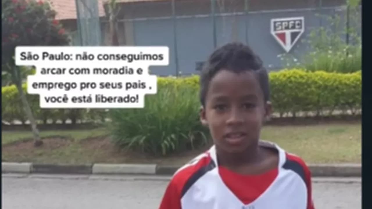 O São Paulo não é talentoso?   Na perspectiva do Barcelona, ​​Vitor Roque e outros craques do futebol foram ‘desperdiçados’ pelo Tricolor