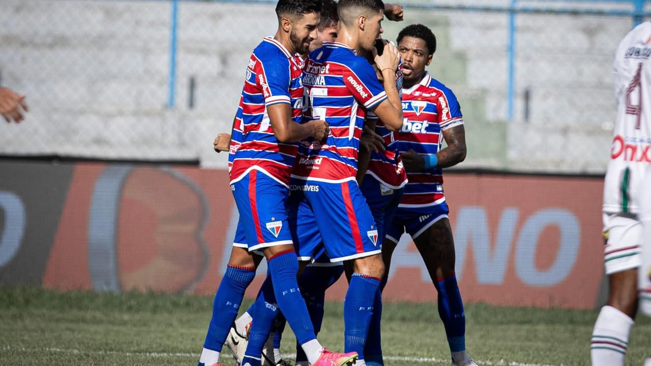 Fortaleza x Vitória: onde assistir, horário e escalações para o jogo da Copa do Nordeste