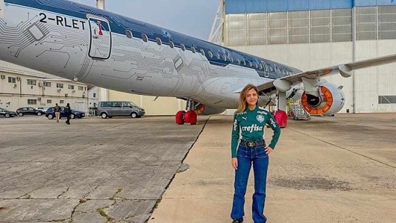 Presidente Leila Pereira explica compra de avião para uso do Palmeiras