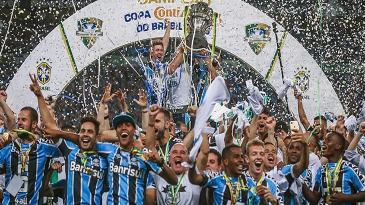 Qual clube foi vice-campeão da Copa do Brasil mais vezes?