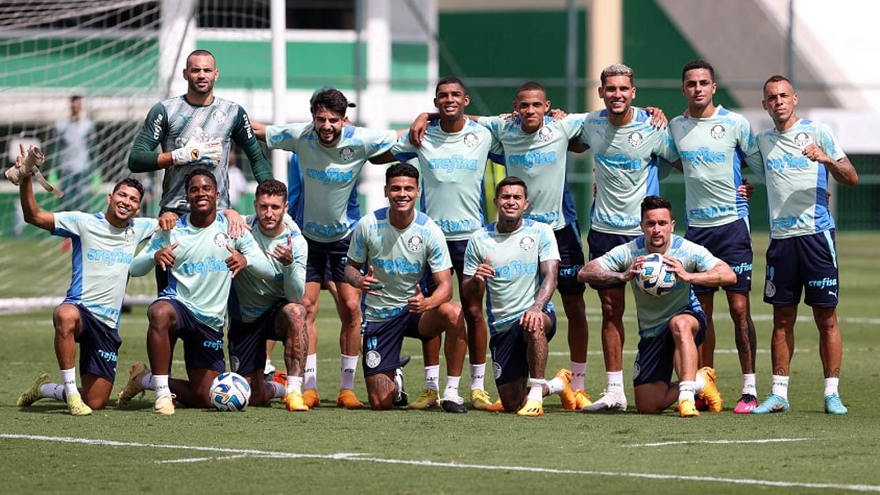 Palmeiras segue se preparando para enfrentar o Cerro Porteno e pode haver novidades no time titular