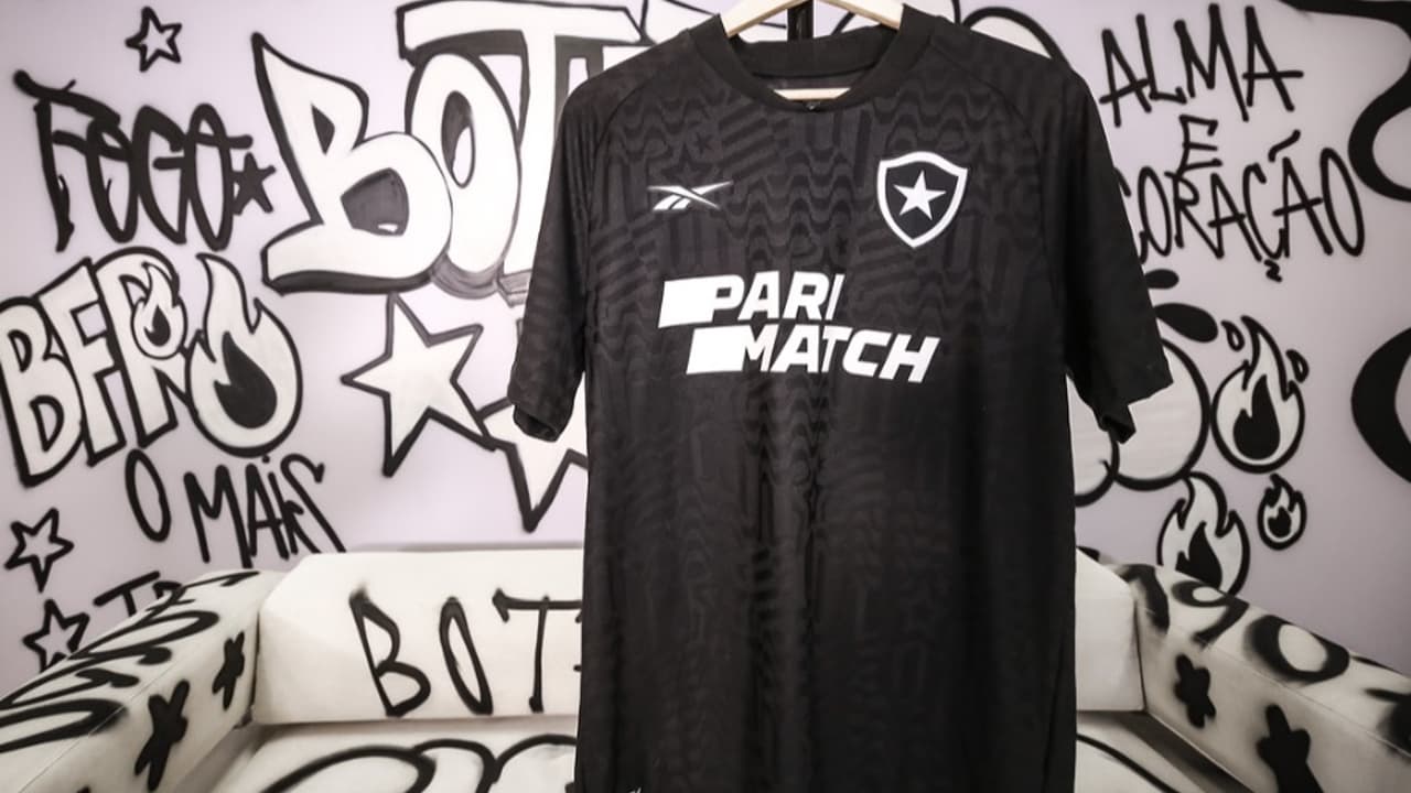 Botafogo revela segundo uniforme da temporada e revela data em que o time ‘lança’ nova linha;   veja fotos!