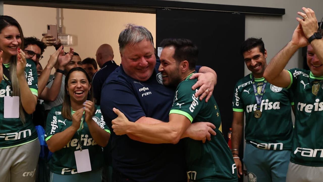 Entre muitos outros jogadores, Anderson Barros passou quatro anos no Palmeiras