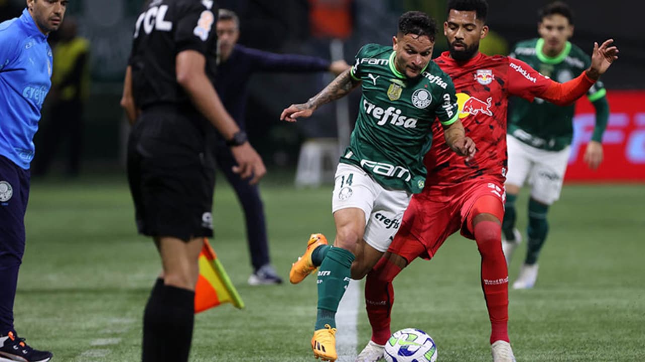 Artur comemora primeiro gol pelo Palmeiras diante da torcida: 'Meu objetivo era marcar no Allianz Parque'