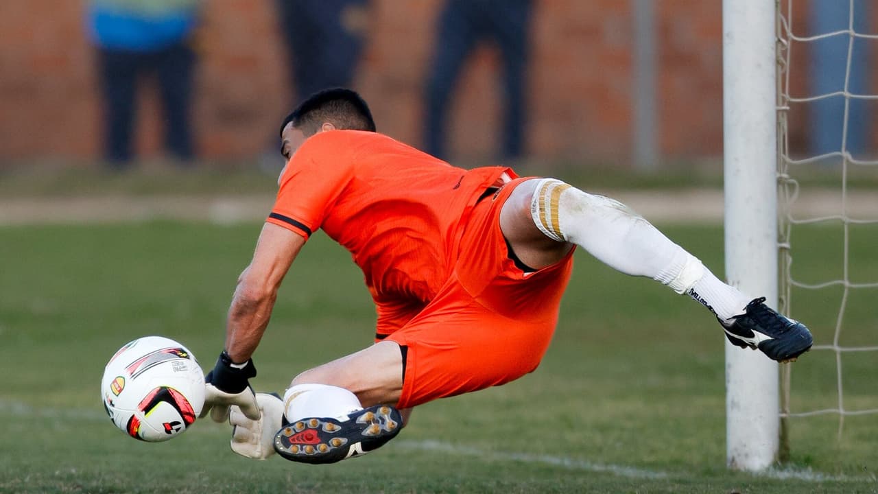 Gabriel Silva marca o 4º pênalti consecutivo para enviar Monsoons às semifinais da Série A-2 do Gaushang