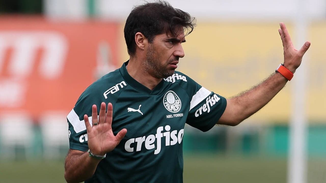 Palmeiras tenta igualar marca de Scolaria na 99ª partida de Abel no Allianz Parque