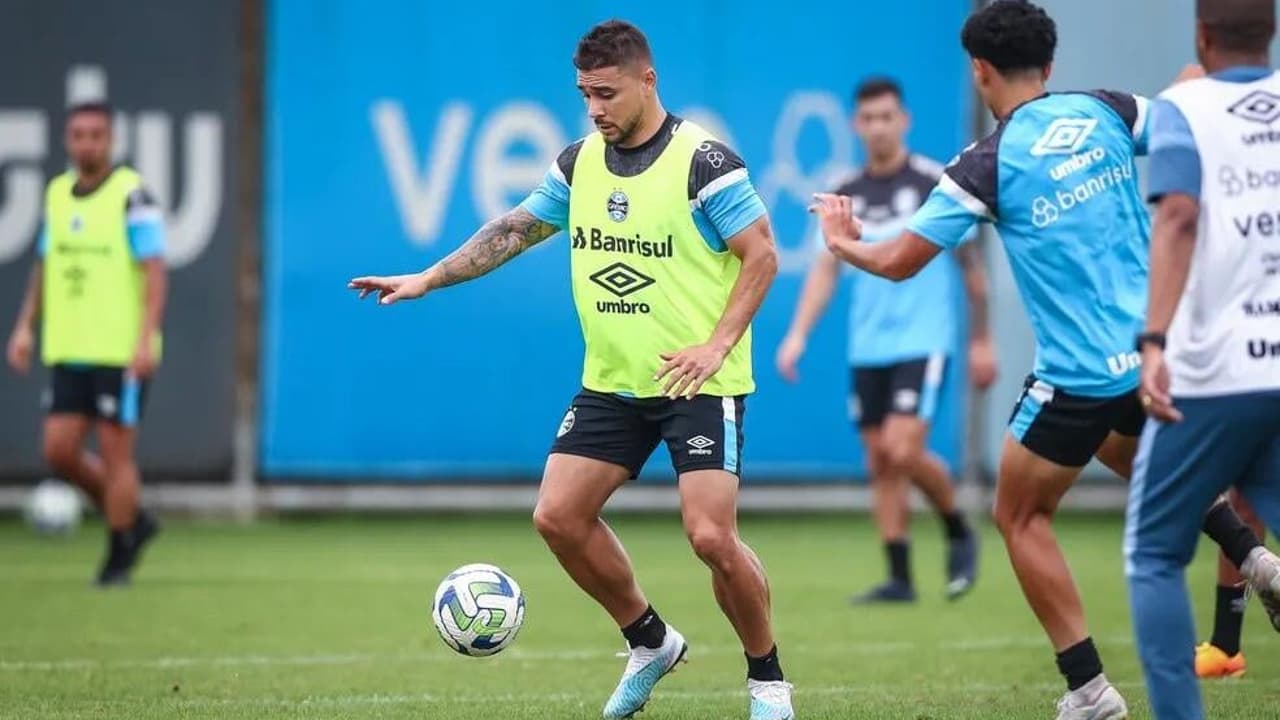 O Grêmio revelou a lesão de João Pedro e sofreu com a ausência na final do Brasileiro.