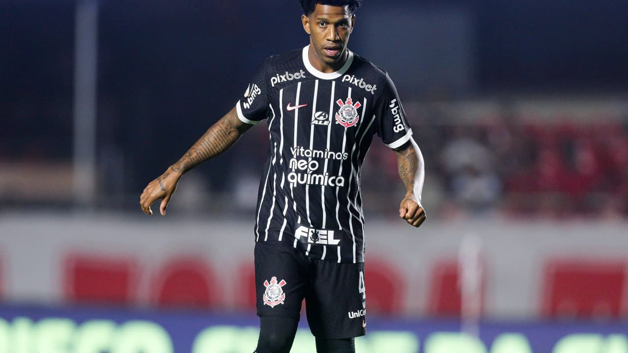 Gil diz que Corinthians precisa colocar a cabeça no lugar antes de tomar “decisão” contra o Fortaleza