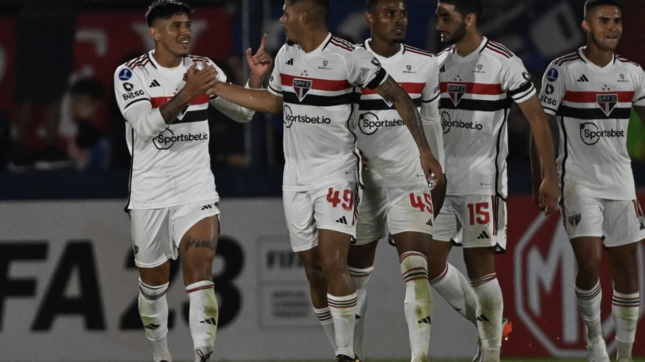 Erison ficou frustrado, anotando 2 e explicando a vitória do São Paulo sobre o Tigre no primeiro jogo nos Estados Unidos.