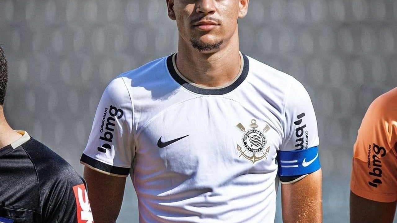 Capitão da base do Corinthians é convocado para amistoso contra o Brasil Sub-20