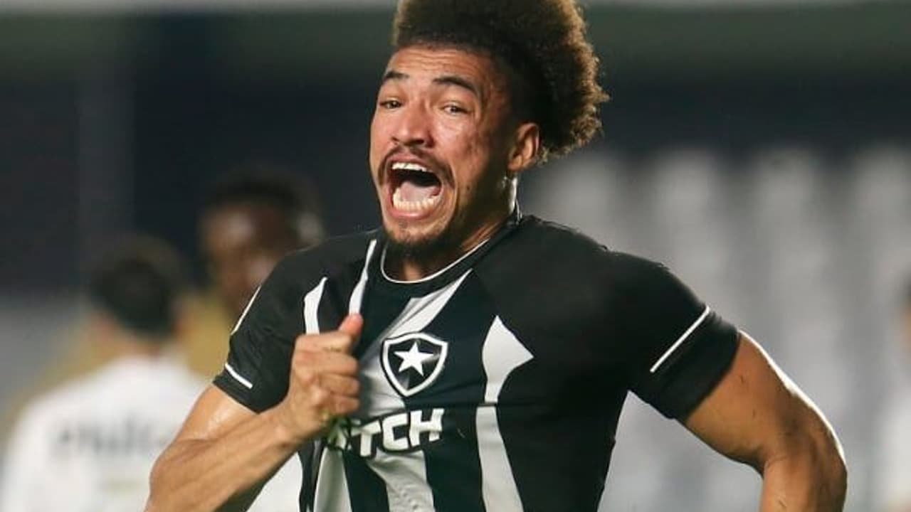 Na rodada com maior pontuação, Adrielson está entre os jogadores que mais venceram duelos aéreos no Campeonato Brasileiro