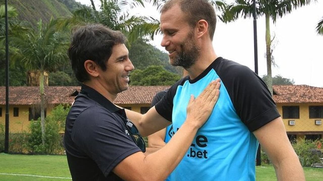 SAF do Botafogo envolve planejamento em conjunto com nova comissão técnica do Alvinegro;   Veja os detalhes!