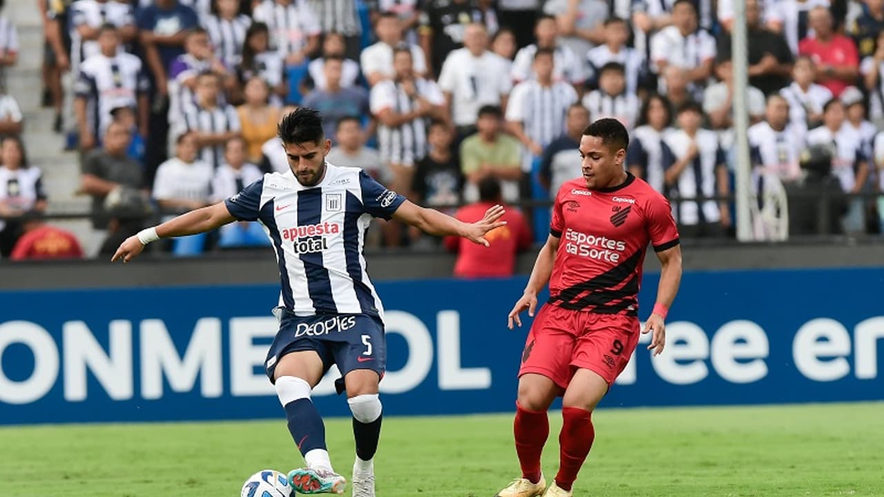 Libertadores: Um a menos, Athletico empata com o Alianza Lima