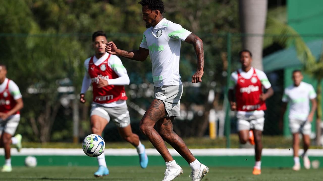 Dudu e Gabriel Menino foram de trem, enquanto o Palmeiras foi quase todo o caminho até Pereira