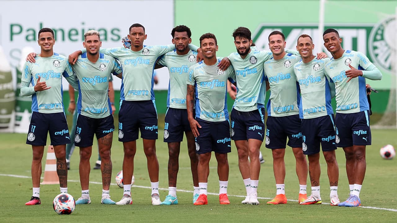 Com retorno do time, Palmeiras começa semana se preparando para final do Paulistão